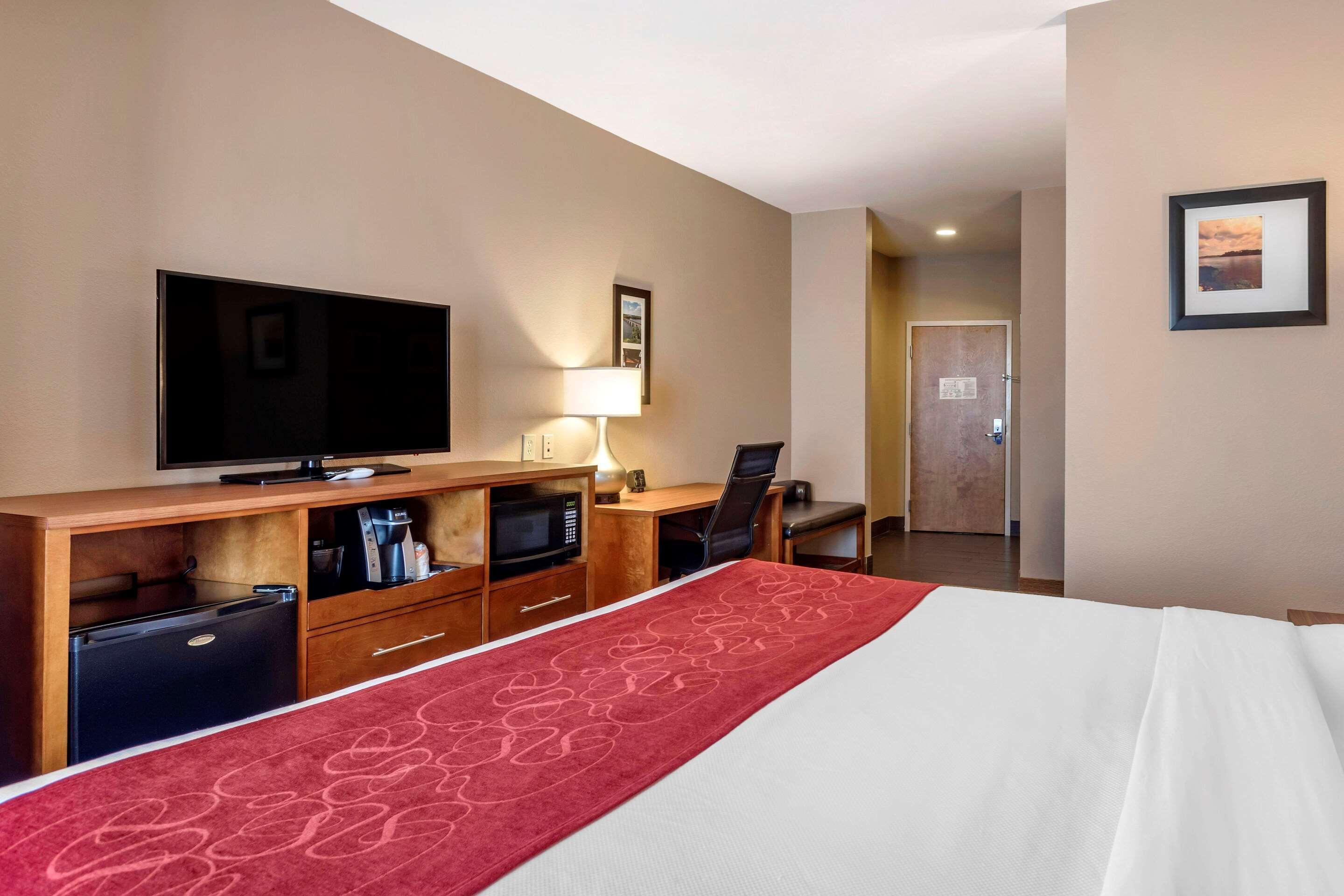 Comfort Suites Florence Shoals Area Eksteriør billede