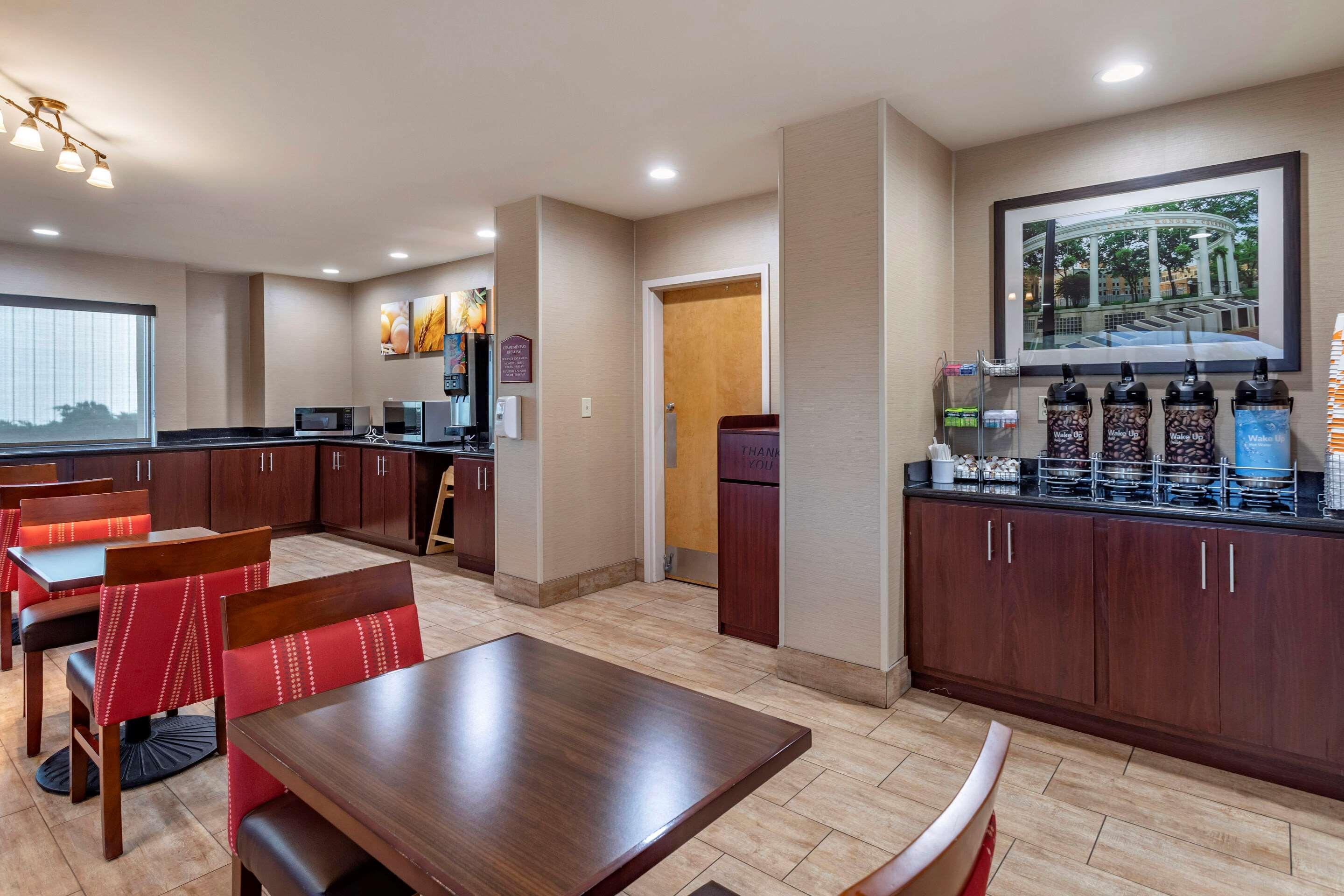Comfort Suites Florence Shoals Area Eksteriør billede